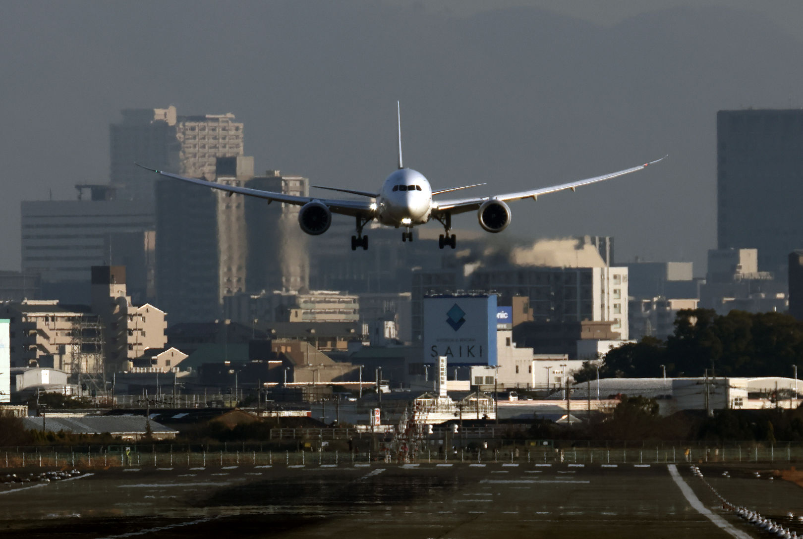 上反角があれば、姿勢が崩れても元に戻る ~ 連載【月刊エアライン副読本】 | AIRLINE web -月刊エアライン×航空旅行-